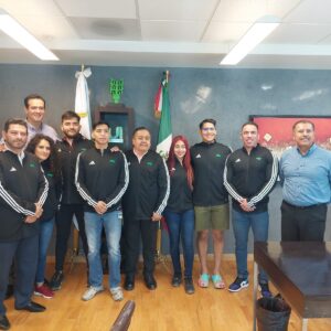 El equipo de Taekwondo de la Universidad Tecnológica de Ciudad Juárez debutó en la justa Nacional del CONNDE, bajo el aliento y el respaldo del rector, Carlos Ortiz Villegas.
