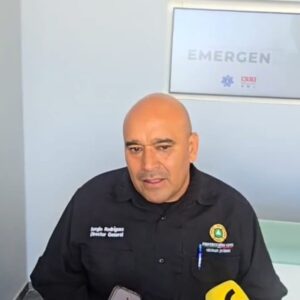 Protección Civil Estatal brilló por su ausencia; voluntarios sí llegaron al incendio industrial