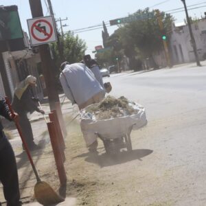 Avanza Cruzada del Cambio con limpieza en avenida Vicente Guerrero