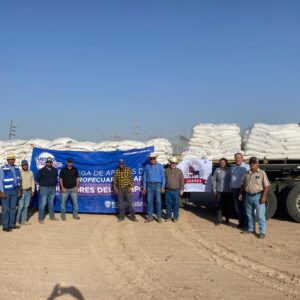 Entrega Estado 18 toneladas de maíz rolado a productores de Juárez
