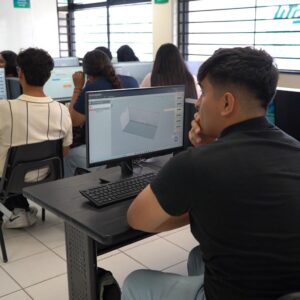 Inaugura UTCJ laboratorio de Logística Internacional con equipo de alta tecnología