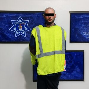 Detienen a un sujeto de origen estadounidense por desobediencia y resistencia de particulares; será investigado por homicidio