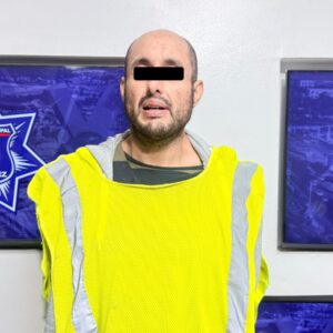 Policías Municipales detienen a hombre armado señalado de intentar atentar contra la vida de su madre