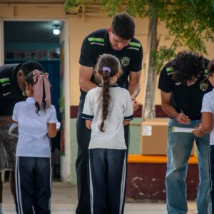 FC Juárez lleva alegría, deporte y convivencia a la Escuela Primaria Miguel Enríquez Guzmán